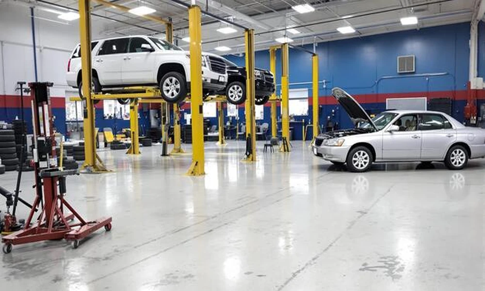 Car Piston Rings and Blue Exhaust Smoke: Understanding the Connection
